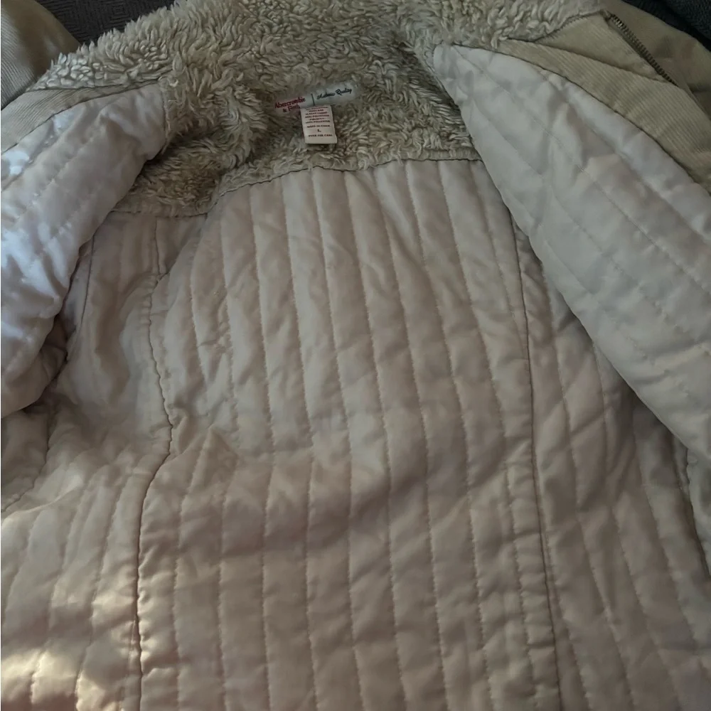 Abercrombie & Fitch Cream Sherpa Jacket Size Large A00319